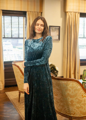Jackieo Shirred Sleeve Maxi FW25-26
